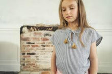 Top Swan Rayé Blanc & Gris-T-Shirt manches courtes-Tale Me
